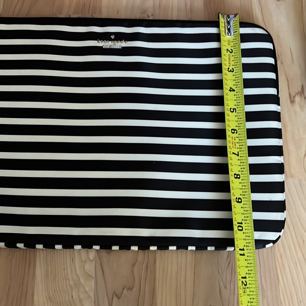 KATE SPADE LAPTOP CASE - Picture 2 of 5